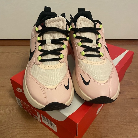 Nike Air Max Verona - Picture 3 of 4